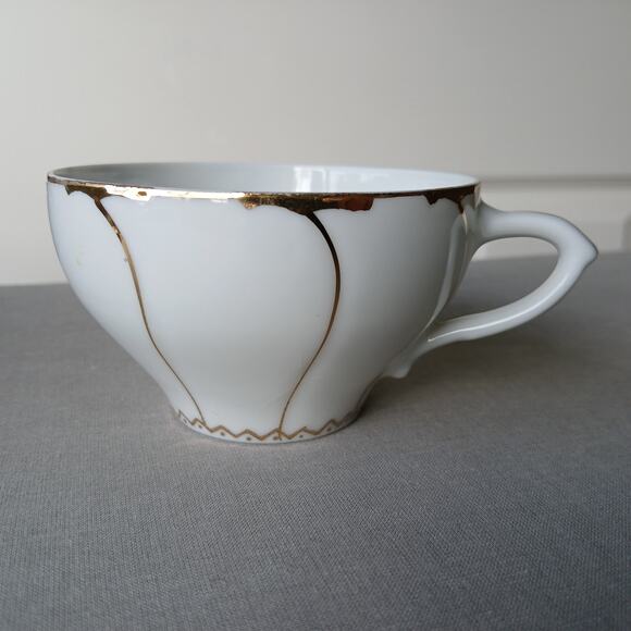 Inarco (Japan) Other - Inarco INA5 teacup replacement porcelain china white hand painted gold